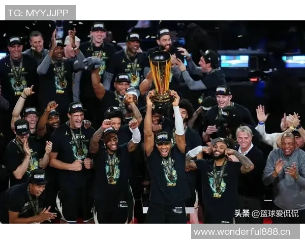 巴克利批评字母哥言论失望若不夺冠雄鹿或将重建 巴克利批评字母哥言论失望若不夺冠雄鹿或将重建