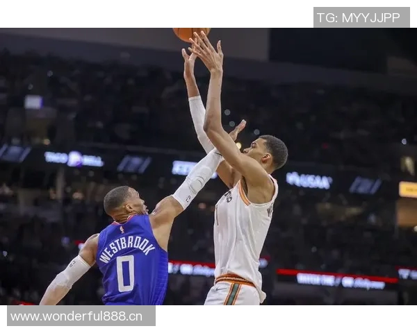 文班亚马半场表现起伏6分2板2帽5助攻却伴随4次失误