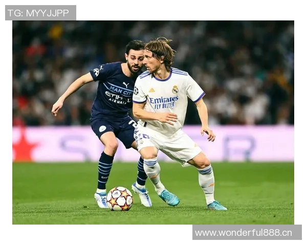 本赛季欧冠进攻三区传球统计B席领衔曼城四将上榜 本赛季欧冠进攻三区传球统计B席领衔曼城四将上榜