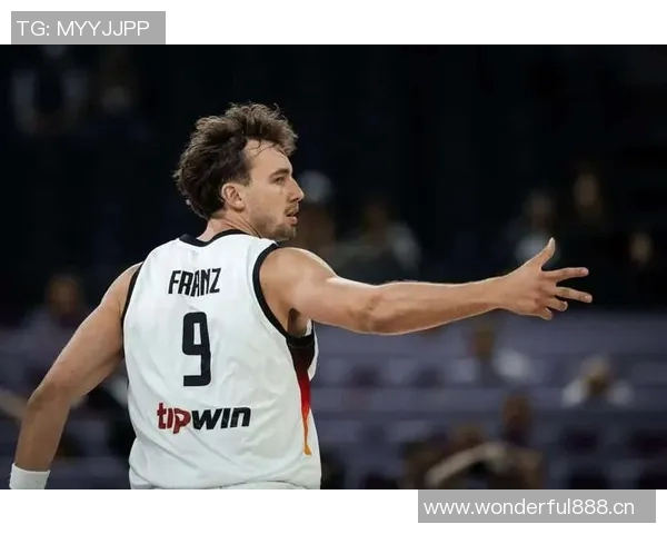 NBA新赛季25大球星评选揭晓第三小前锋究竟花落谁家 NBA新赛季25大球星评选揭晓第三小前锋究竟花落谁家