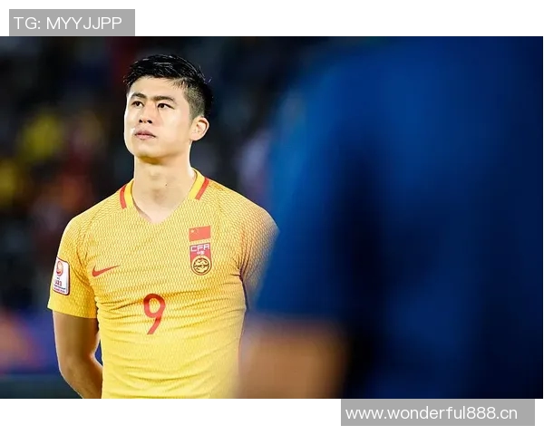 张文杰谈广州训练理念外教主导让归国球员更快适应 张文杰谈广州训练理念外教主导让归国球员更快适应