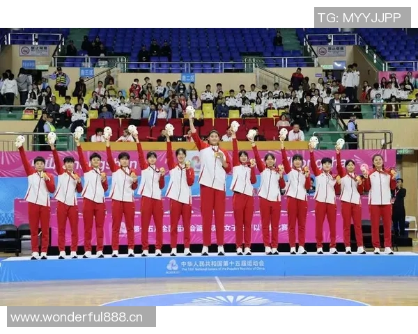 厦门白鹭外线火力全开成功击败河南豫光金铅赢得全国女篮锦标赛胜利 厦门白鹭外线火力全开成功击败河南豫光金铅赢得全国女篮锦标赛胜利