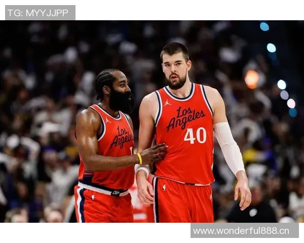 快船替补表现惨淡伤病困扰阵容老化面临困境 快船替补表现惨淡伤病困扰阵容老化面临困境