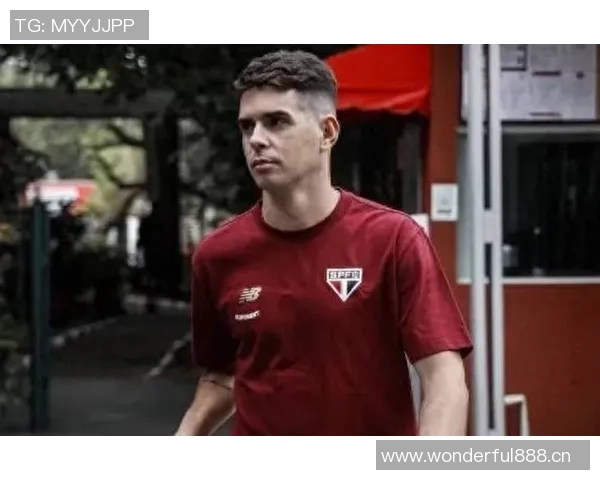 奥斯卡宣布退役决定34岁球星因突发晕厥告别足球生涯